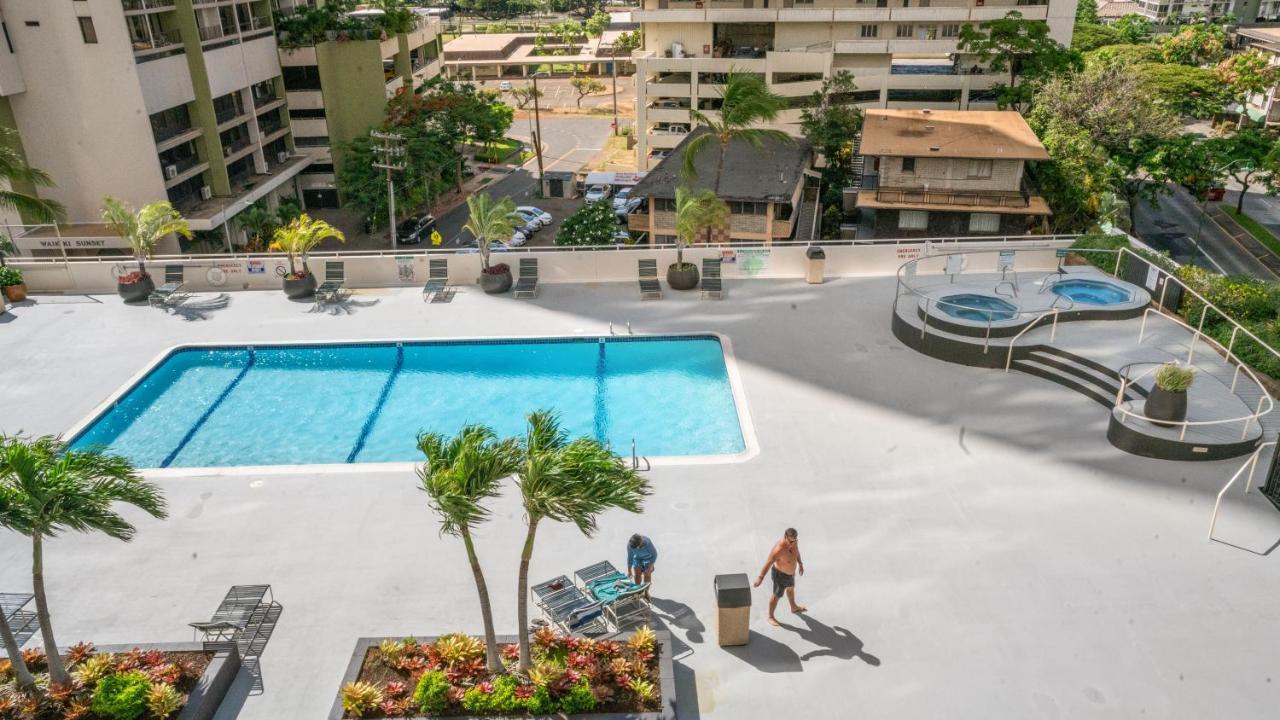 Waikiki Banyan Suites W Free Parking Honolulu Buitenkant foto